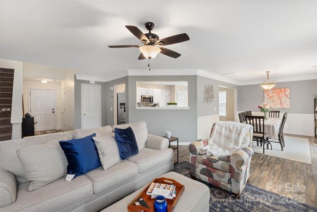 Great space to entertain and enjoy everyday living | Image 7