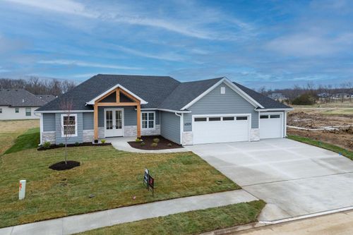 4509 Royal County Rd, COLUMBIA, MO, 65201-8432 | Card Image