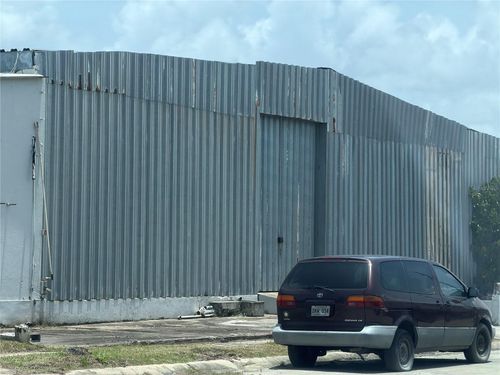 76.9 North Of Kilometer 76.9, Humacao, PR, 00791 | Card Image