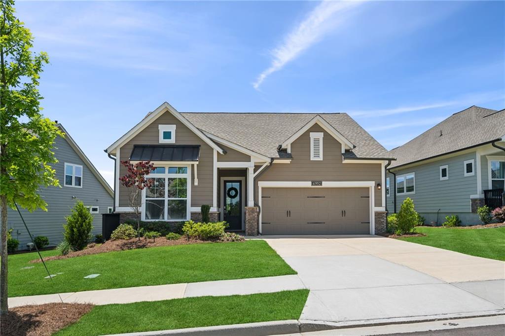 River Rock Dr, Flowery Branch, GA 30542