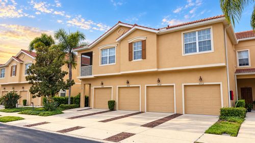 31-202-3554 Parkridge Cir, SARASOTA, FL, 34243-1437 | Card Image