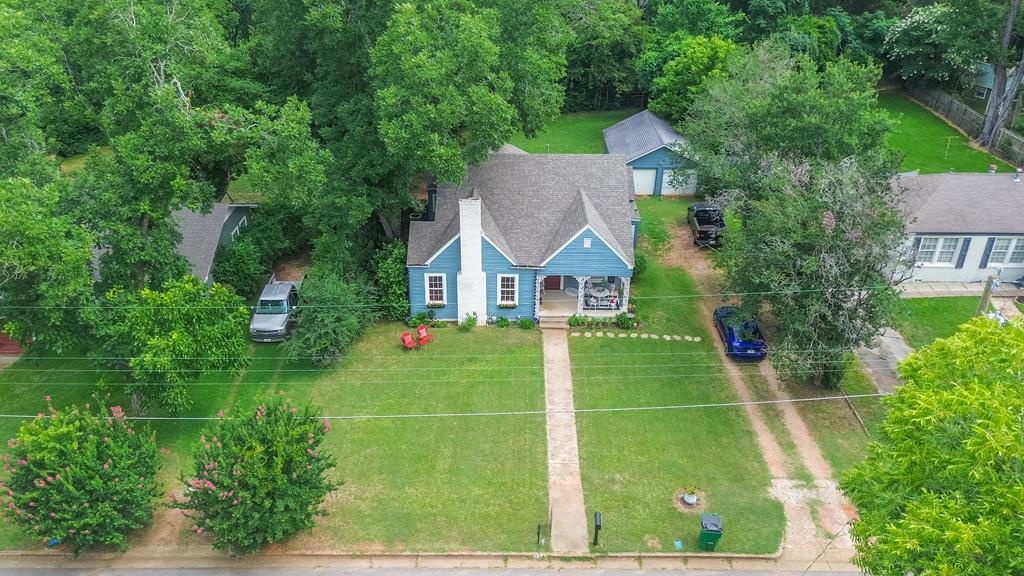Lamar St, Palestine, TX 75801