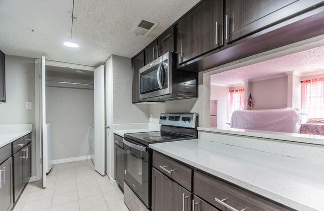 APT-212 - 919 S Weatherred Dr, Condo with 2 bedrooms, 2 bathrooms and null parking in Richardson TX | Image 9