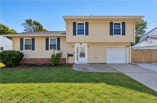 24 Diggs Dr, Hampton, VA, 23666-1711 | Card Image