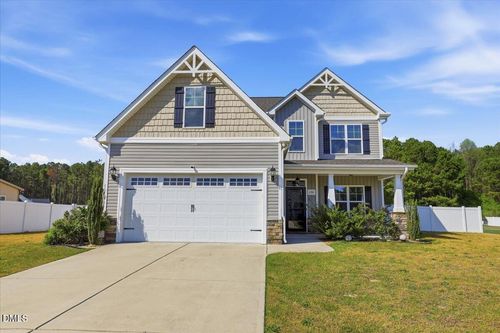 136 Fallingbrook Dr, Kenly, NC, 27542-8775 | Card Image