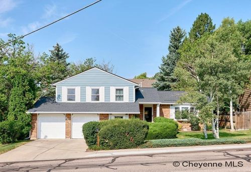 6516 Weaver Rd, Cheyenne, WY, 82009 | Card Image