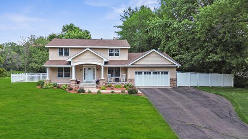 6530 Cortlawn Cir N, Golden Valley, MN, 55426-1565 | Card Image