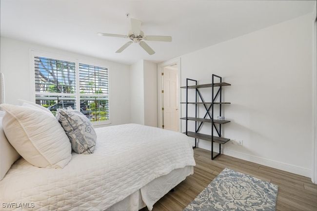 2205 - 233 Colonade Cir, Condo with 3 bedrooms, 4 bathrooms and null parking in NAPLES FL | Image 19