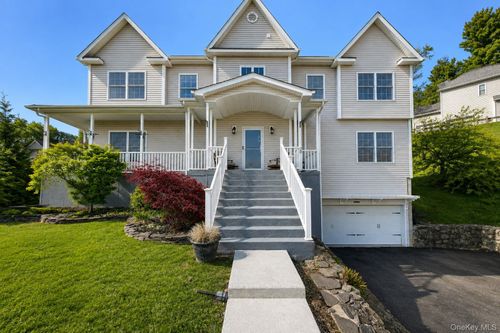 20 Tanyas Ct, Monroe, NY, 10950-1755 | Card Image