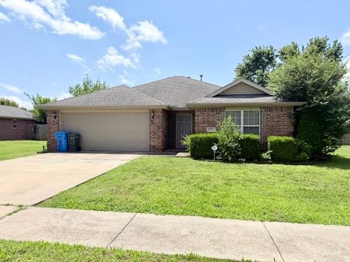3791 W Mahogany Dr, Fayetteville, AR, 72704-7079 | Card Image