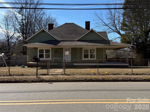 1818 N Rankin Ave, Newton, NC, 28658-2023 | Card Image