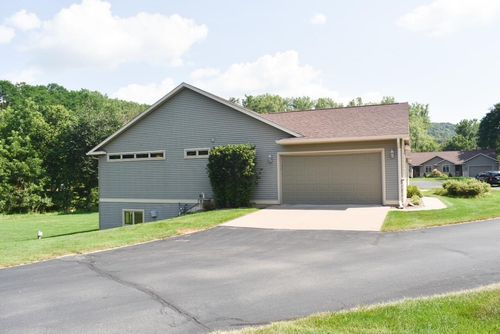 N3316 Miller Rd, La Crosse, WI, 54601-2942 | Card Image