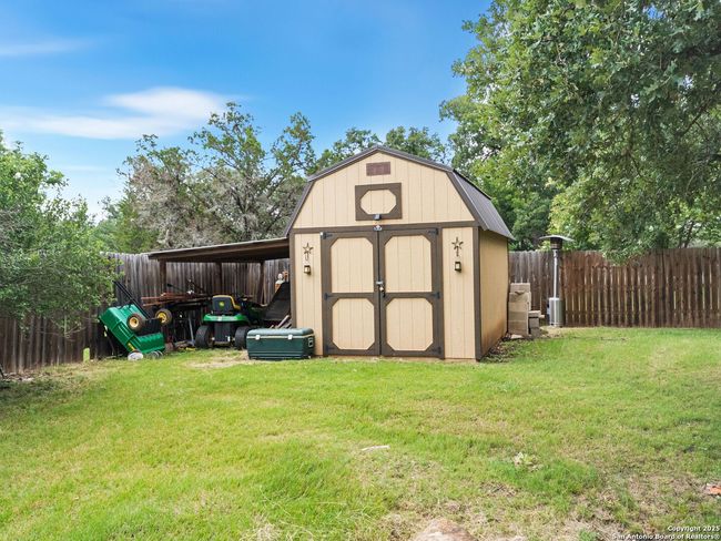 1131 Meadow Stream Dr, House other with 4 bedrooms, 2 bathrooms and null parking in Spring Branch TX | Image 33