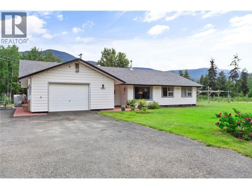 3056 Harmon Rd, Clearwater, BC, V0E | Card Image