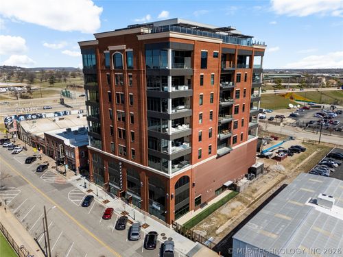 7e-405 N Main St, Tulsa, OK, 74103-1609 | Card Image