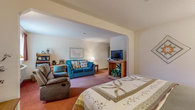 King Suite | Image 32