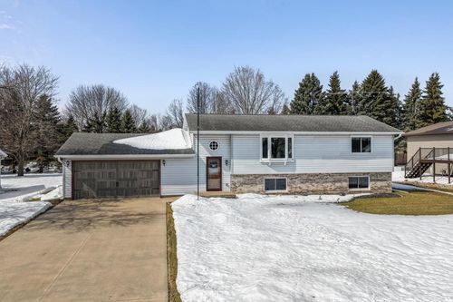 620 Sunrise Drive, Ripon, WI, 54971 | Card Image