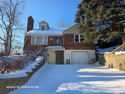 326 Roberts Ave, Yonkers, NY, 10703-1601 | Card Image