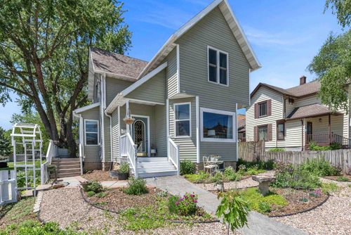 204 West Street, Beaver Dam, WI, 53916-1544 | Card Image