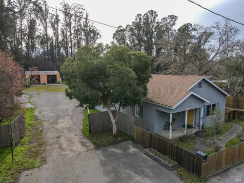 2103 Bodega Avenue, Petaluma, CA, 94952 | Card Image