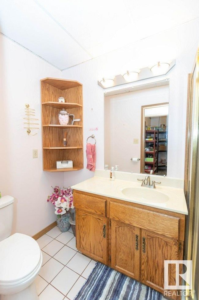 240048 Township Road 630, House other with 6 bedrooms, 4 bathrooms and null parking in Rochester AB | Image 36