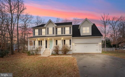 9402 Braken Ct, FREDERICKSBURG, VA, 22408-7746 | Card Image