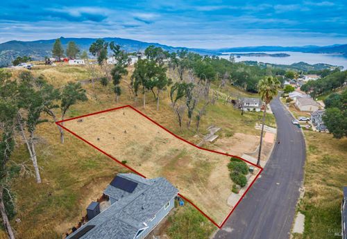 1093 Headlands Dr, Napa, CA, 94558 | Card Image