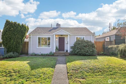 7920 17th Ave Sw, Seattle, WA, 98106-1854 | Card Image