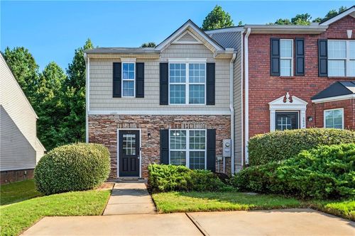 5606 Union Pointe Dr, Union City, GA, 30291-1650 | Card Image