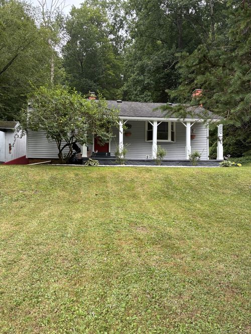 589 New Litchfield St, Torrington, CT, 06790-6246 | Card Image