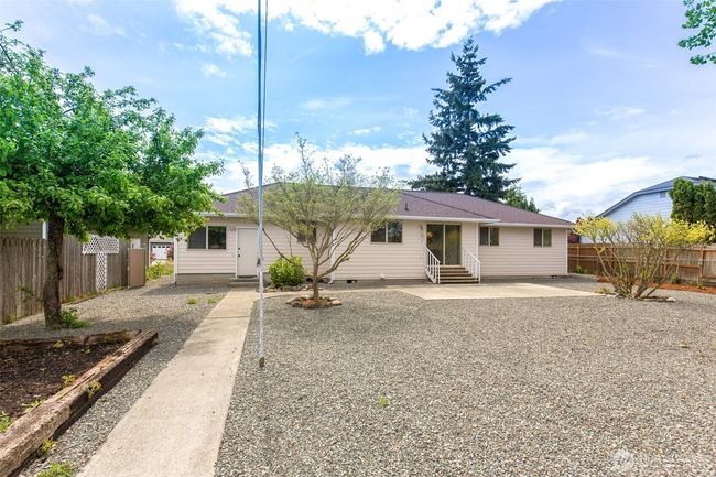 862 E Cedar St, House other with 3 bedrooms, 2 bathrooms and 2 parking in Sequim WA | Image 33