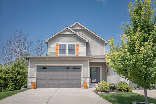 31736 W 83rd Pl, De Soto, KS, 66018-7114 | Card Image