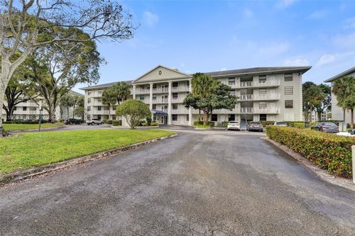 apt-205-1703 Whitehall Dr, Davie, FL, 33324-6908 | Card Image