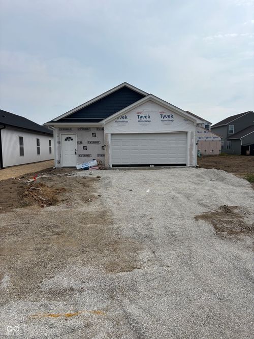 1081 Tomahawk Pl, Martinsville, IN, 46151-5029 | Card Image