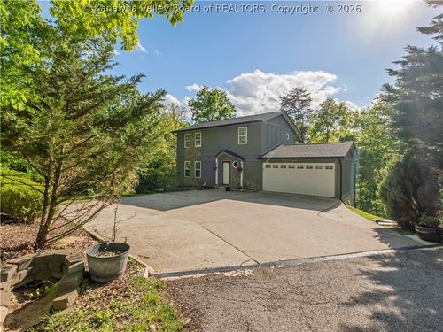 8 Beech Ln, Hurricane, WV, 25526 | Card Image