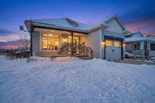 2 Axford Pky, Saint Thomas, ON, N5R6E6 | Card Image