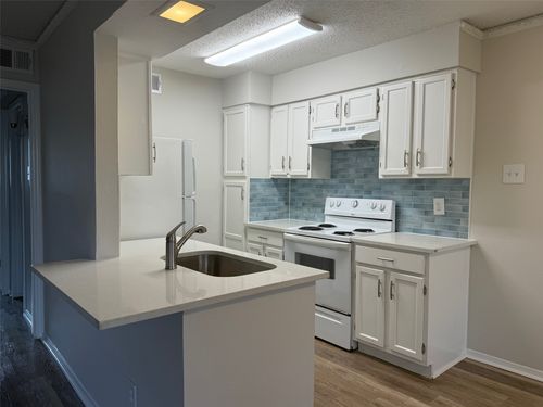 214-3624 Parkridge Dr, Dallas, TX, 75234-4113 | Card Image