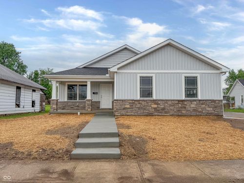 339 W 2nd St, Anderson, IN, 46016-2209 | Card Image