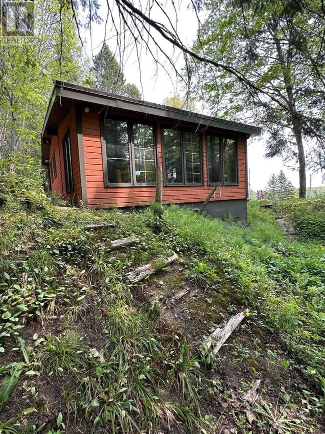 1943 V Line Rd, Home with 2 bedrooms, 1 bathrooms and null parking in Richards Landing ON | Image 4