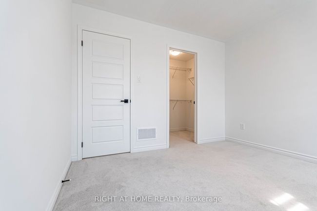 48 Forestwalk St, House attached with 3 bedrooms, 3 bathrooms and 2 parking in Kitchener ON | Image 34