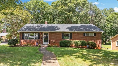 2743 Cherokee Ln, Winston-Salem, NC, 27103-4723 | Card Image