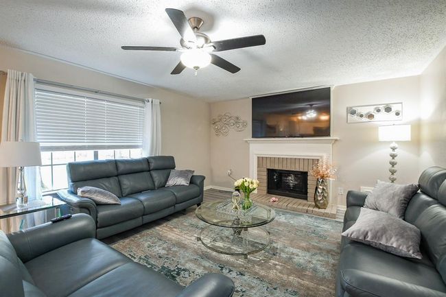 19727 Teller Blvd, House other with 4 bedrooms, 3 bathrooms and 2 parking in Spring TX | Image 4