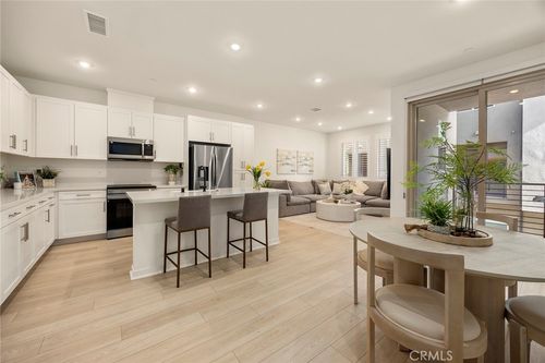 1968 Via De La Luna, Placentia, CA, 92870-6786 | Card Image