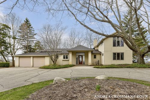 6129 Lakeshore Dr, West Olive, MI, 49460-9186 | Card Image