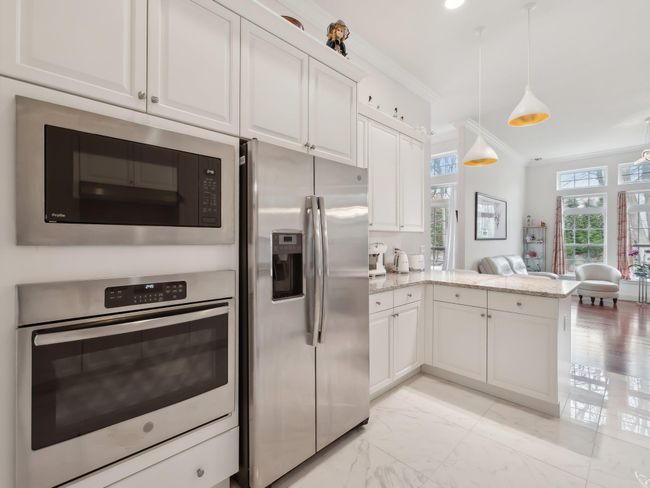 5 Hamlet Woods Dr, House other with 3 bedrooms, 3 bathrooms and null parking in Saint James NY | Image 6