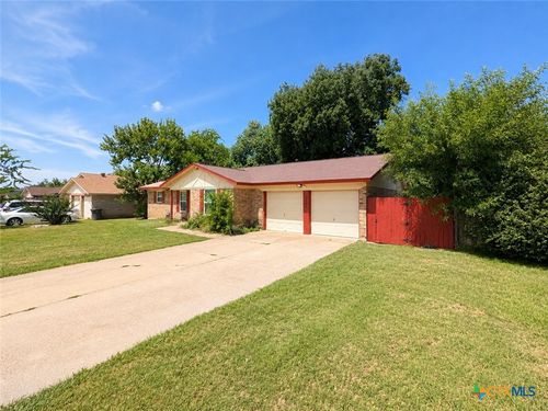 1709 Shoemaker Dr, Killeen, TX, 76543-3242 | Card Image
