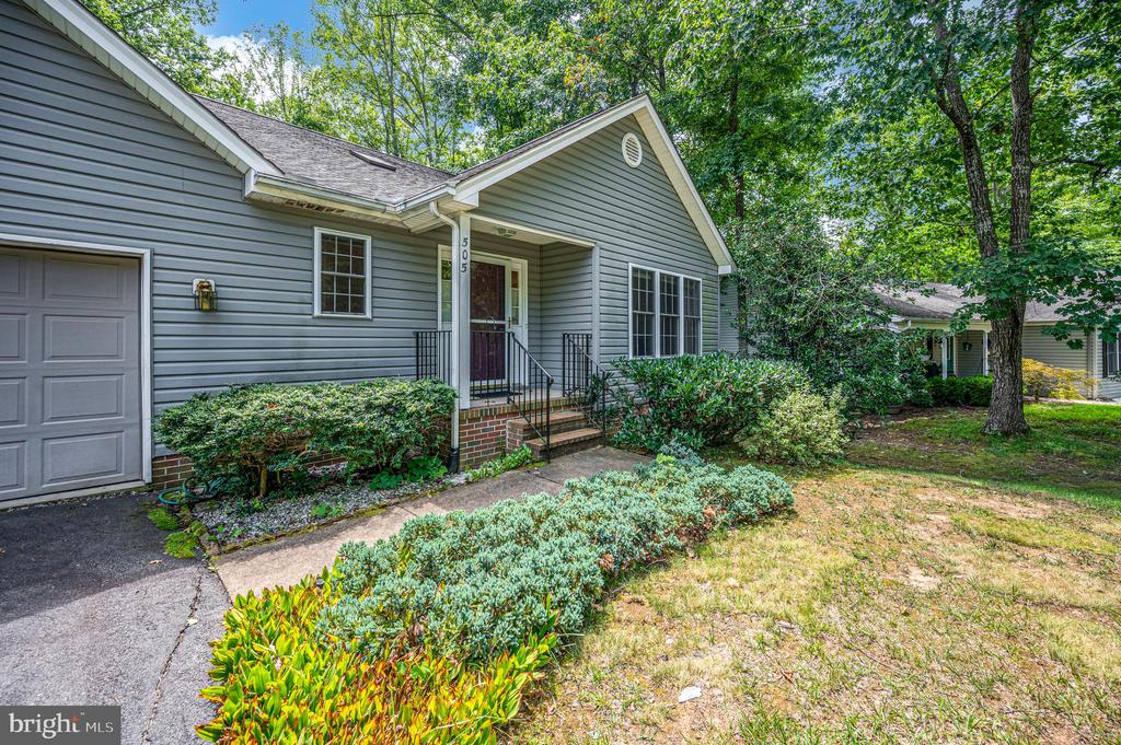 Residential in LOCUST GROVE 3