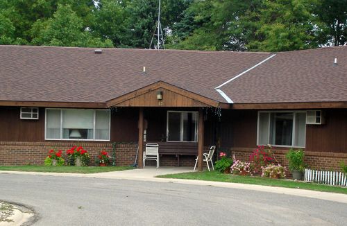1851 26th St, Slayton, MN, 56172-1249 | Card Image