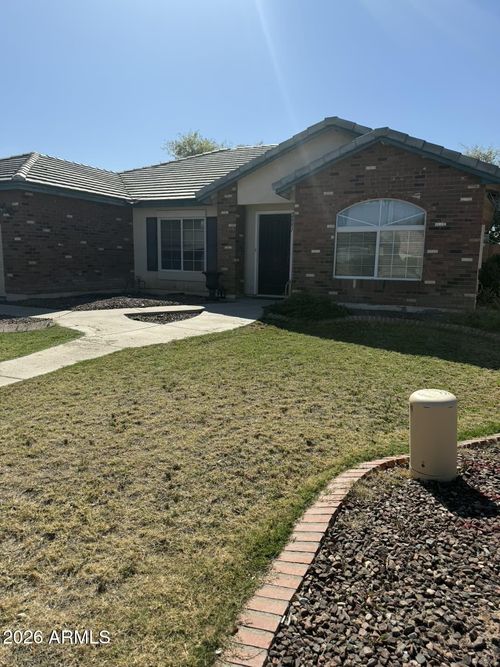 2881 E Morgan Dr, Gilbert, AZ, 85295-3731 | Card Image