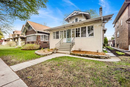 636 Euclid Ave, Oak Park, IL, 60304-1204 | Card Image